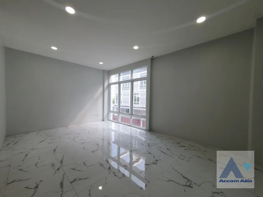 35  4 br Townhouse For Rent in Sukhumvit ,Bangkok BTS Punnawithi at Hallmark 2 Prestige Sukhumvit 64 AA37207