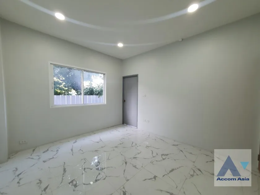 39  4 br Townhouse For Rent in Sukhumvit ,Bangkok BTS Punnawithi at Hallmark 2 Prestige Sukhumvit 64 AA37207