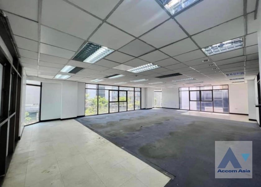 7  Building For Rent in Charoen Nakhon ,Bangkok BTS Krung Thon Buri AA37218