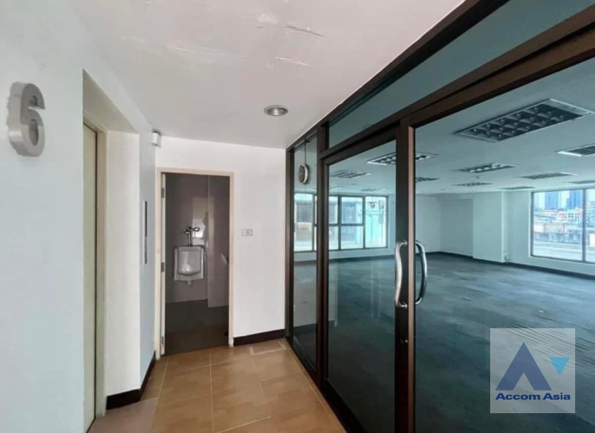 4  Building For Rent in Charoen Nakhon ,Bangkok BTS Krung Thon Buri AA37218