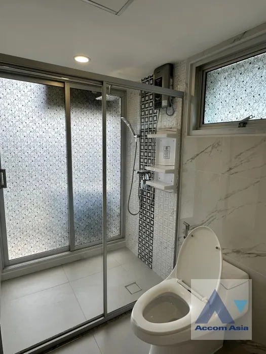 7  2 br Condominium for rent and sale in Ratchadaphisek ,Bangkok BTS Ekkamai at Supalai Park Ekkamai Thonglor AA37223