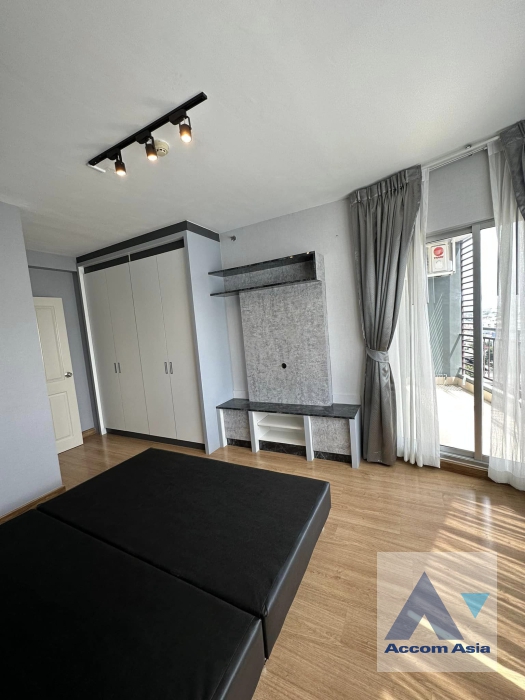 9  2 br Condominium for rent and sale in Ratchadaphisek ,Bangkok BTS Ekkamai at Supalai Park Ekkamai Thonglor AA37223