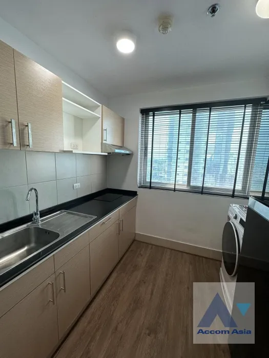 unit 2 Bedrooms  Condominium For Rent & Sale in Ratchadaphisek, Bangkok  near BTS Ekkamai (AA37223)