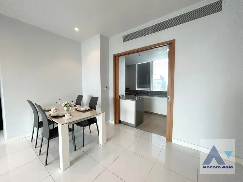 unit 3 Bedrooms  Condominium For Rent in Sukhumvit, Bangkok  near MRT Sukhumvit - BTS Asok (AA37227)
