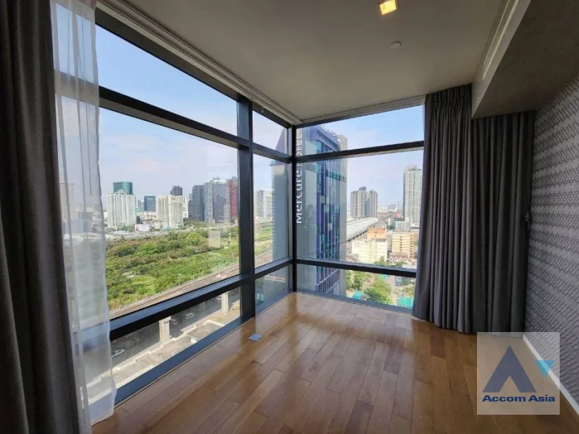 unit 2 Bedrooms  Condominium For Sale in New Phetchaburi, Bangkok  near MRT Phetchaburi (AA37228)