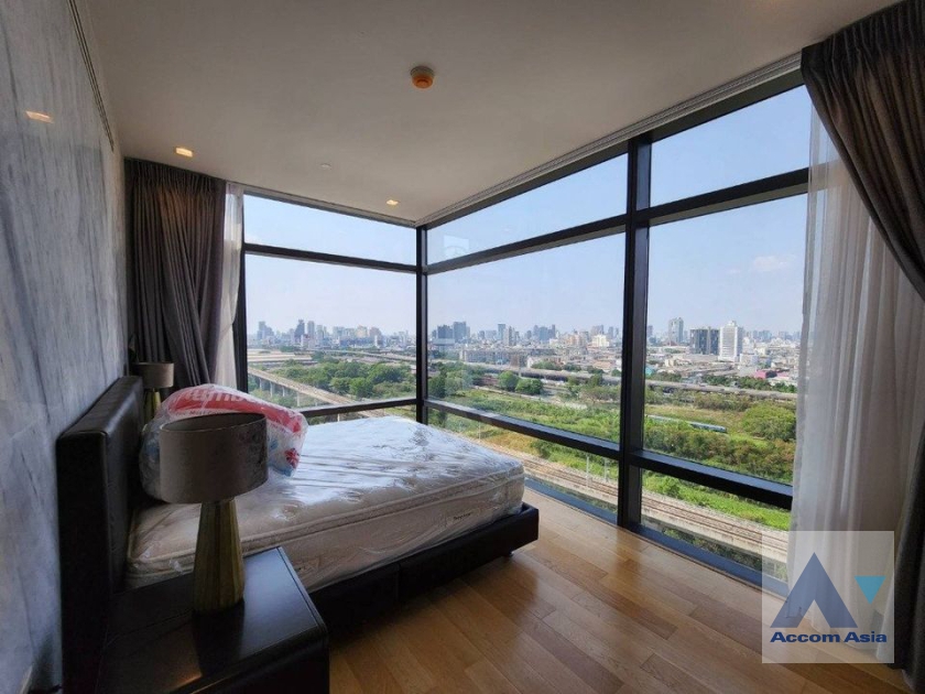 5  2 br Condominium For Sale in New Phetchaburi ,Bangkok MRT Phetchaburi at Circle Living Prototype AA37228