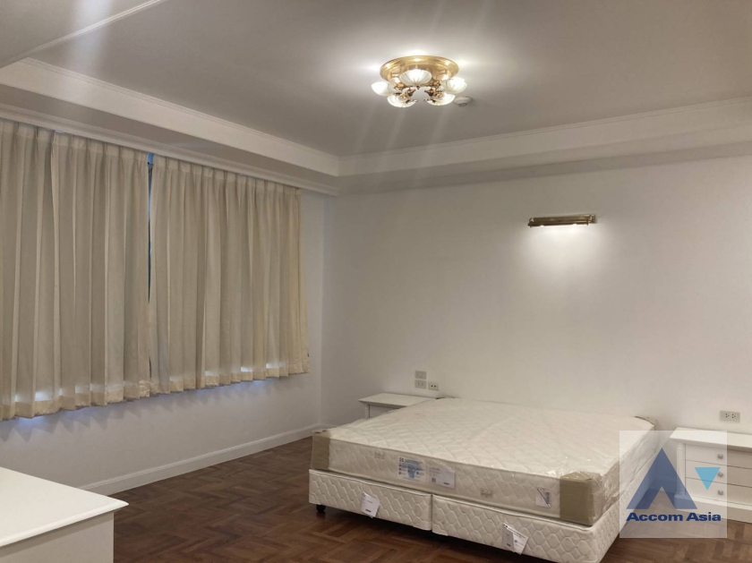 8  3 br Apartment For Rent in Sukhumvit ,Bangkok MRT Sukhumvit - BTS Asok at Spacious space with a cozy AA37229