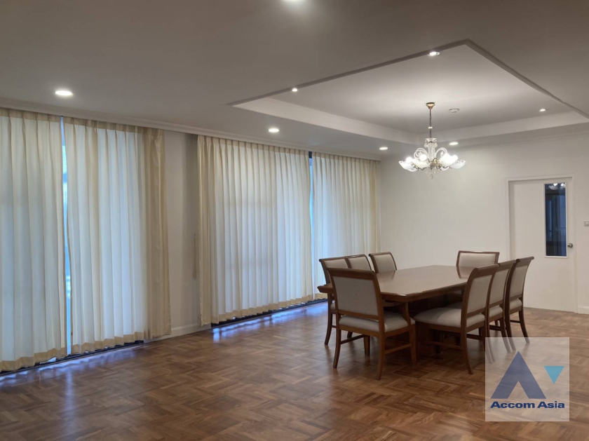 4  3 br Apartment For Rent in Sukhumvit ,Bangkok MRT Sukhumvit - BTS Asok at Spacious space with a cozy AA37229