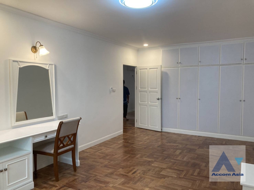 6  3 br Apartment For Rent in Sukhumvit ,Bangkok MRT Sukhumvit - BTS Asok at Spacious space with a cozy AA37229