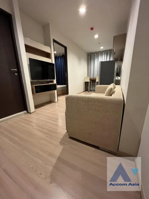 unit 1 Bedroom  Condominium For Sale in Sathorn, Bangkok  near BTS Saphan Taksin (AA37234)