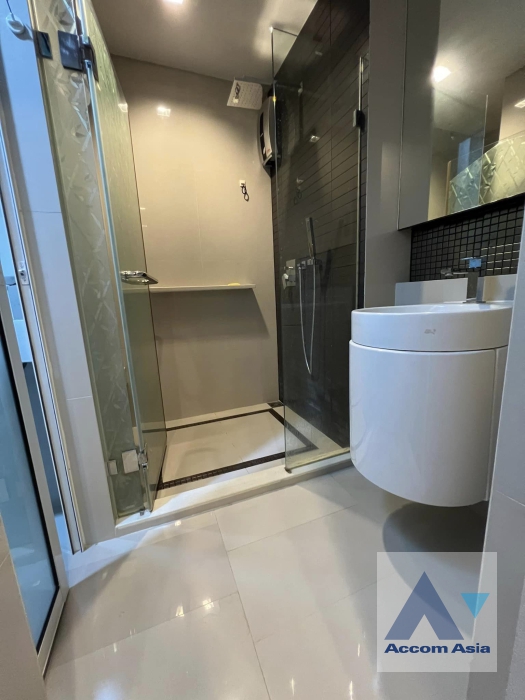 8  1 br Condominium For Sale in Sathorn ,Bangkok BTS Saphan Taksin at RHYTHM Sathorn “The Slow Collection” AA37234