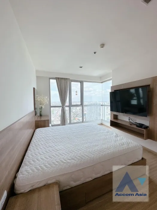unit 2 Bedrooms  Condominium For Sale in Sukhumvit, Bangkok  near BTS On Nut (AA37236)