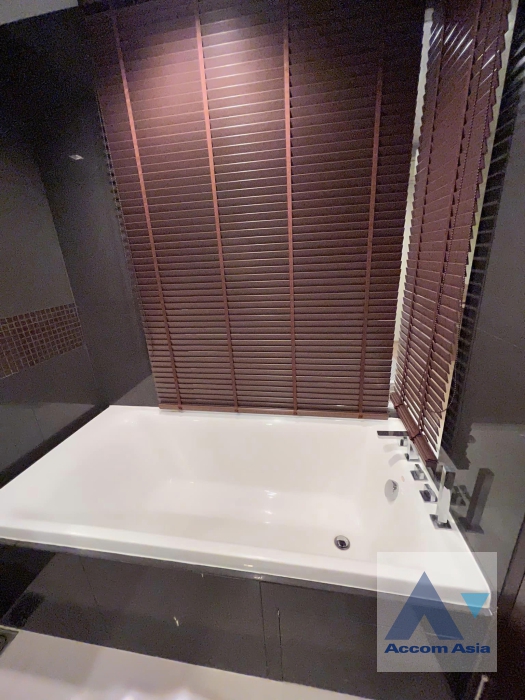 9  1 br Condominium For Sale in Sathorn ,Bangkok BTS Saphan Taksin at RHYTHM Sathorn “The Slow Collection” AA37241