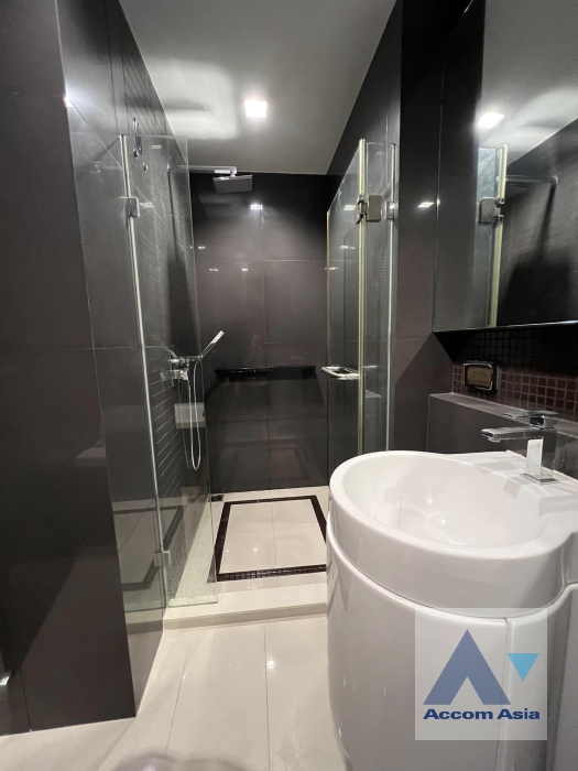 8  1 br Condominium For Sale in Sathorn ,Bangkok BTS Saphan Taksin at RHYTHM Sathorn “The Slow Collection” AA37241