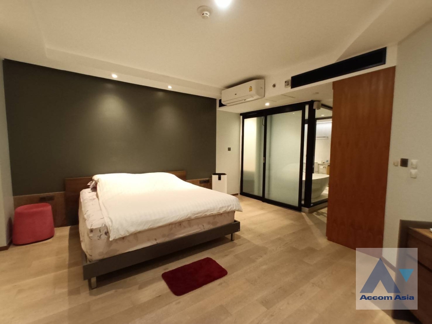 4  3 br Condominium For Rent in Ploenchit ,Bangkok BTS Ploenchit at All Seasons Mansion AA37272