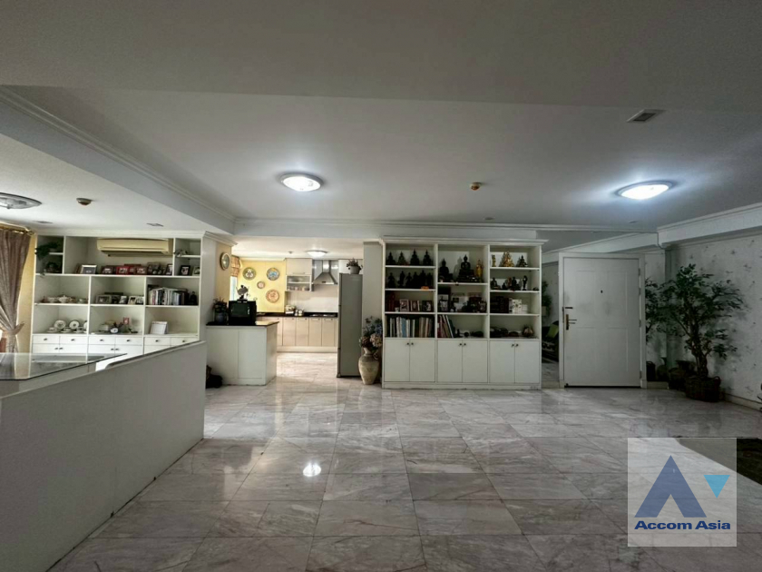 6  3 br Condominium For Sale in Sukhumvit ,Bangkok BTS Phrom Phong at Turnberry AA37289