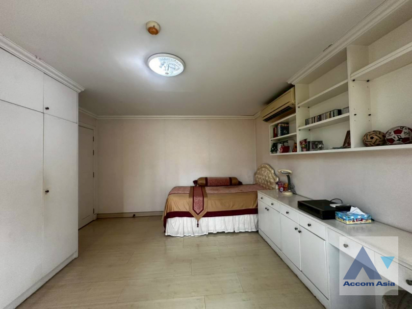 18  3 br Condominium For Sale in Sukhumvit ,Bangkok BTS Phrom Phong at Turnberry AA37289