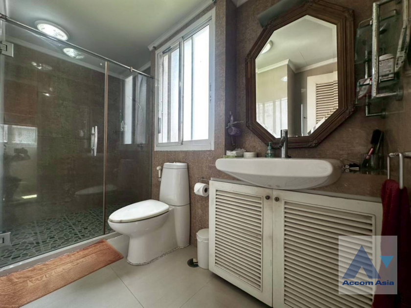 19  3 br Condominium For Sale in Sukhumvit ,Bangkok BTS Phrom Phong at Turnberry AA37289