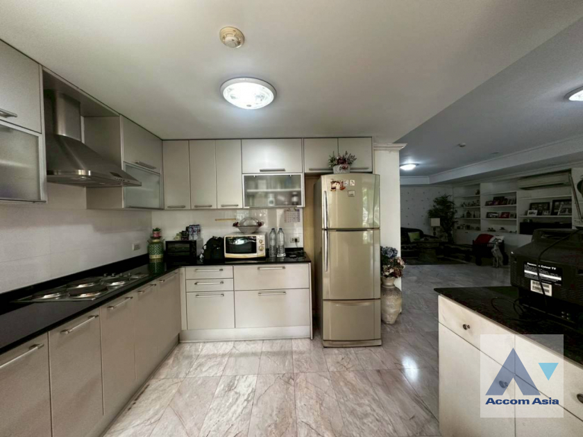 8  3 br Condominium For Sale in Sukhumvit ,Bangkok BTS Phrom Phong at Turnberry AA37289