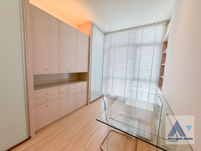 8  2 br Condominium for rent and sale in Ploenchit ,Bangkok BTS Chitlom at Grand Langsuan AA37308