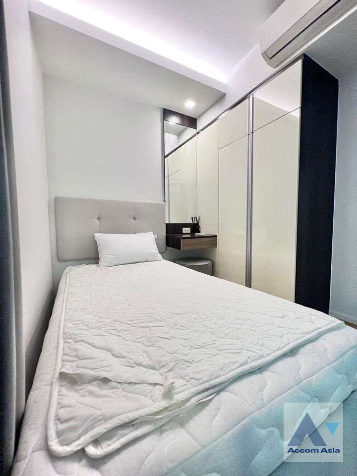 7  2 br Condominium For Sale in Sukhumvit ,Bangkok BTS Ploenchit at Focus Ploenchit AA37313