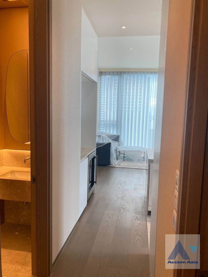 unitFully Furnished |  1 Bedroom  Condominium For Rent in Ploenchit, Bangkok  near BTS Chitlom (AA37320)