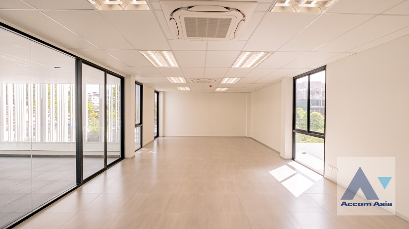 12  House For Rent in Sukhumvit ,Bangkok  AA37323