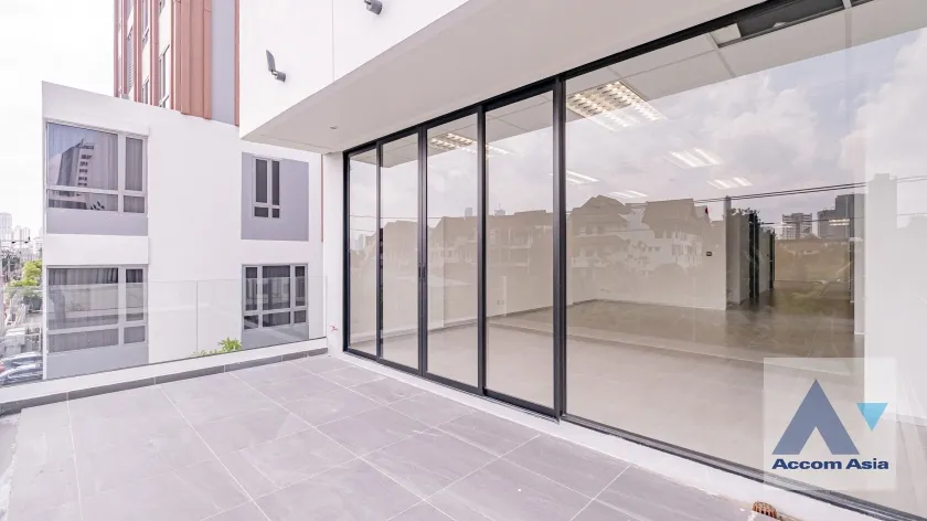 22  House For Rent in Sukhumvit ,Bangkok  AA37323