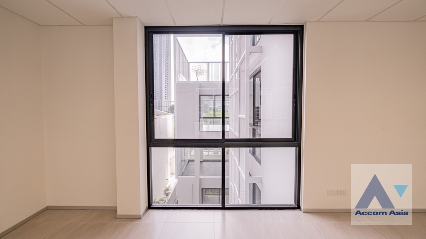 25  House For Rent in Sukhumvit ,Bangkok  AA37323