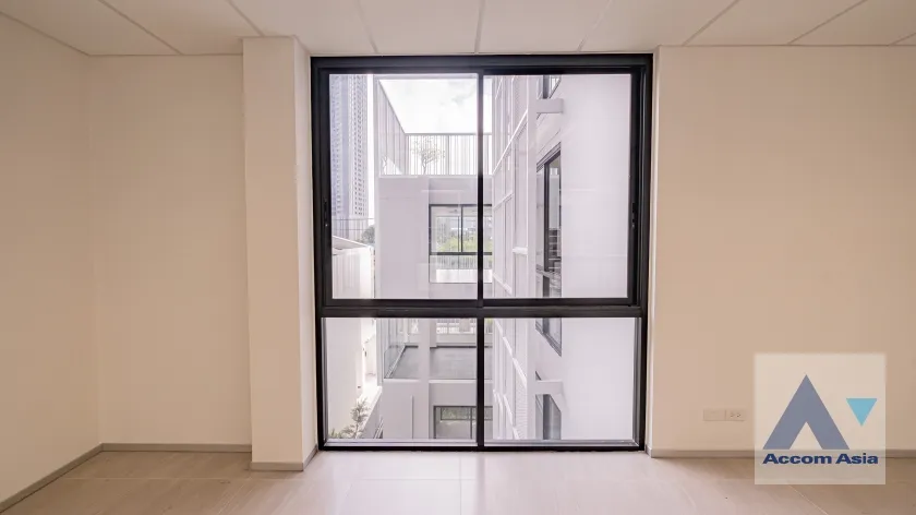 25  House For Rent in Sukhumvit ,Bangkok  AA37323