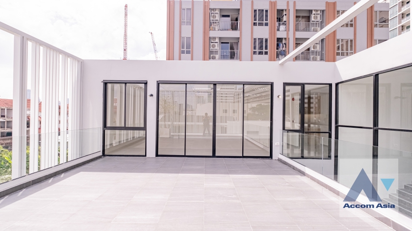 30  House For Rent in Sukhumvit ,Bangkok  AA37323