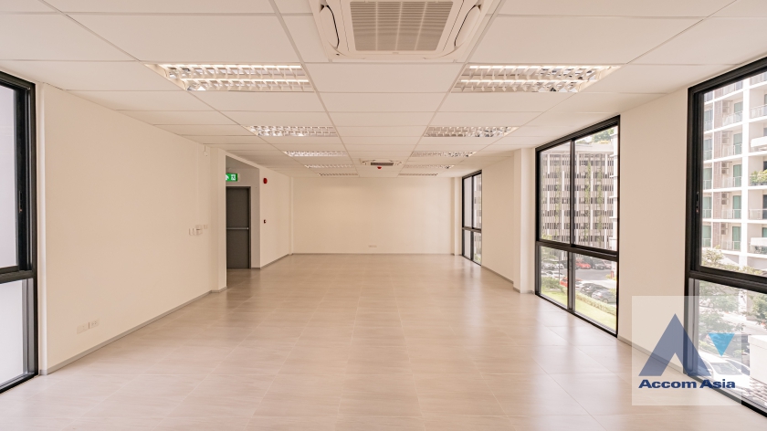 32  House For Rent in Sukhumvit ,Bangkok  AA37323