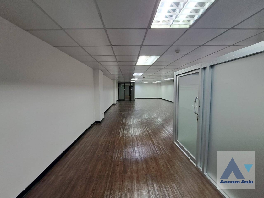 5  Office Space For Rent in Sathorn ,Bangkok BTS Saint Louis at IYARA Tower AA37330
