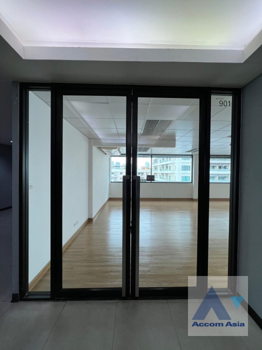 5  Office Space For Rent in Sathorn ,Bangkok BTS Saint Louis at IYARA Tower AA37331
