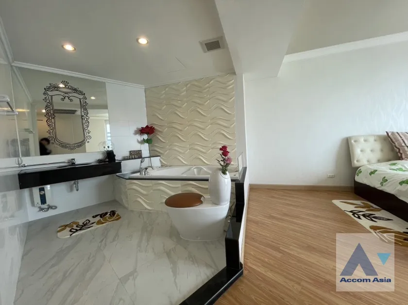 unit 2 Bedrooms  Condominium For Sale in Rama 3, Bangkok  near BRT Nararam 3 (AA37334)