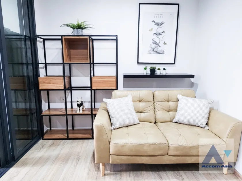 unit 1 Bedroom  Condominium For Sale in Lat Phrao, Bangkok  near ARL Ramkhamhaeng (AA37337)