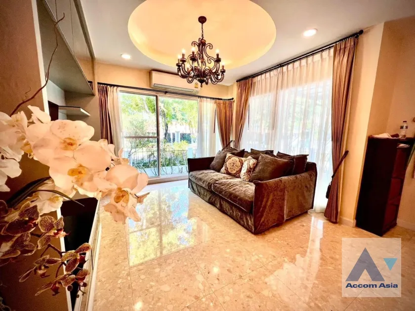 1  4 br House for rent and sale in Latkrabang ,Bangkok ARL Ban Thap Chang at Grand Bangkok Boulevard Rama 9 Srinagarindra AA37338