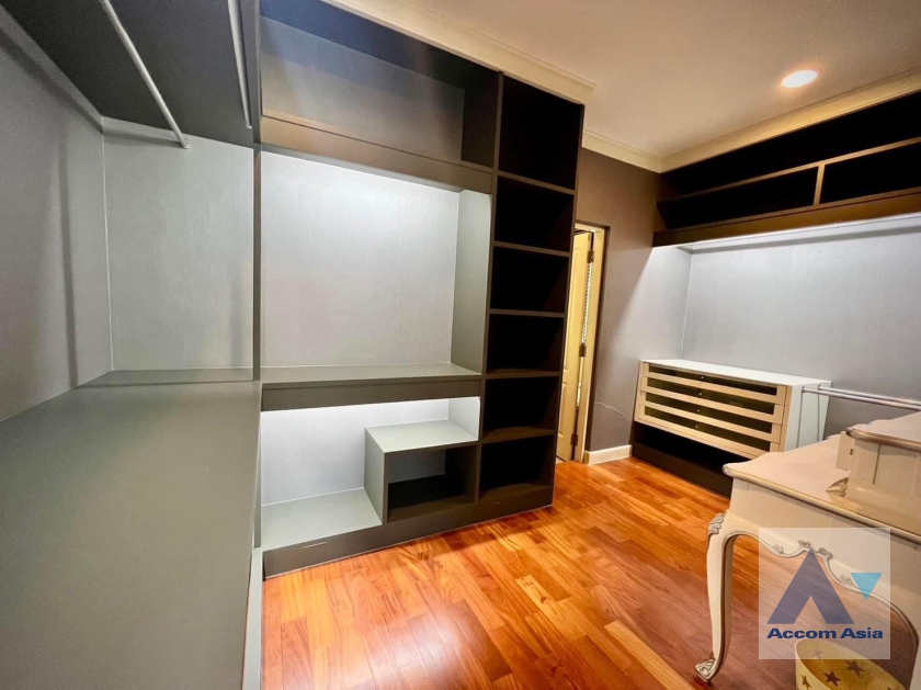 11  4 br House for rent and sale in Latkrabang ,Bangkok ARL Ban Thap Chang at Grand Bangkok Boulevard Rama 9 Srinagarindra AA37338