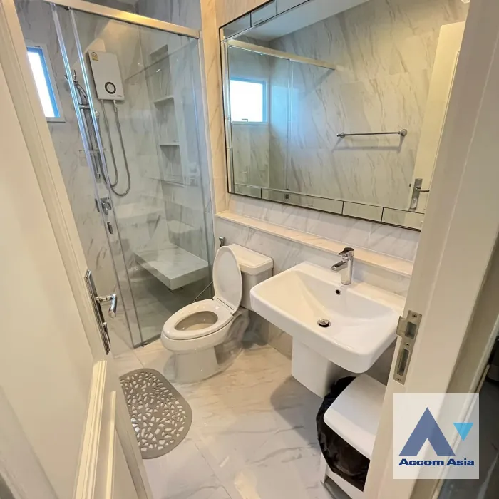 17  4 br House for rent and sale in Phaholyothin ,Bangkok  at Nantawan Ramintra-Paholyothin 50 AA37340