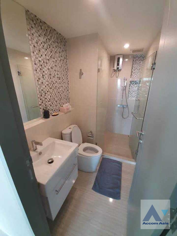 9  2 br Condominium for rent and sale in Ratchadaphisek ,Bangkok MRT Huai Khwang at Life Ratchadapisek AA37356