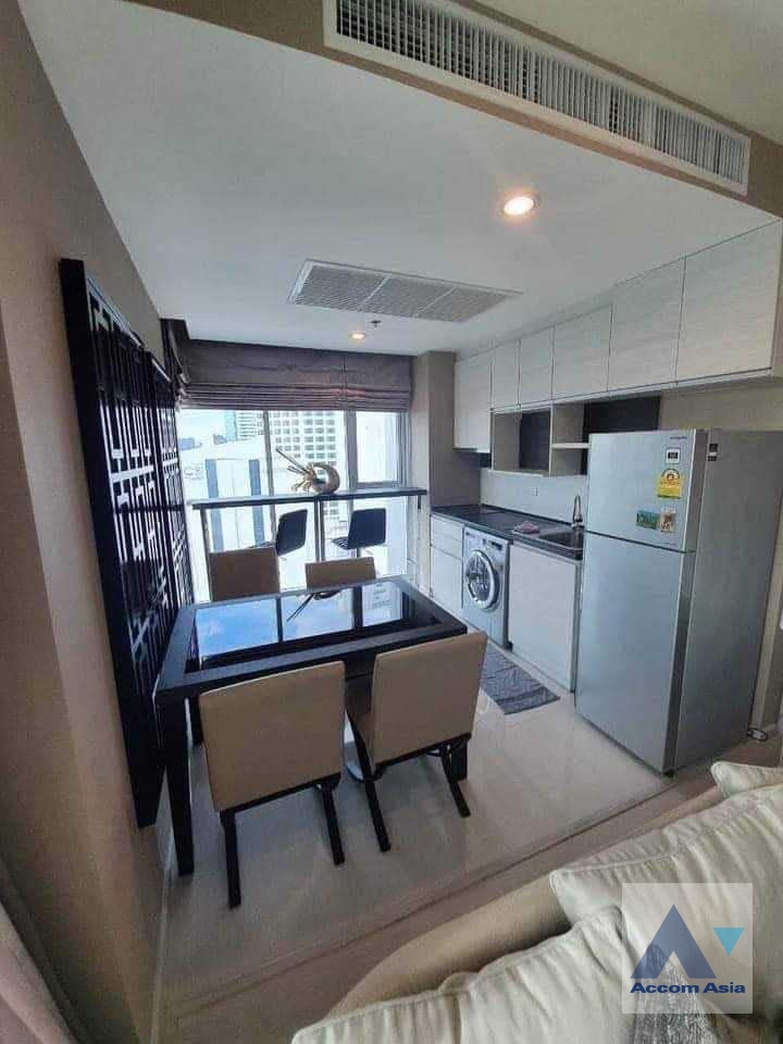 5  2 br Condominium for rent and sale in Ratchadaphisek ,Bangkok MRT Huai Khwang at Life Ratchadapisek AA37356
