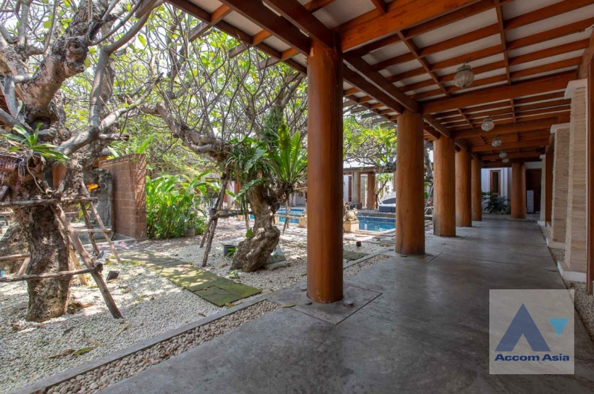 5  5 br House For Sale in Lat Phrao ,Bangkok  AA37360