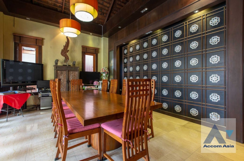 12  5 br House For Sale in Lat Phrao ,Bangkok  AA37360