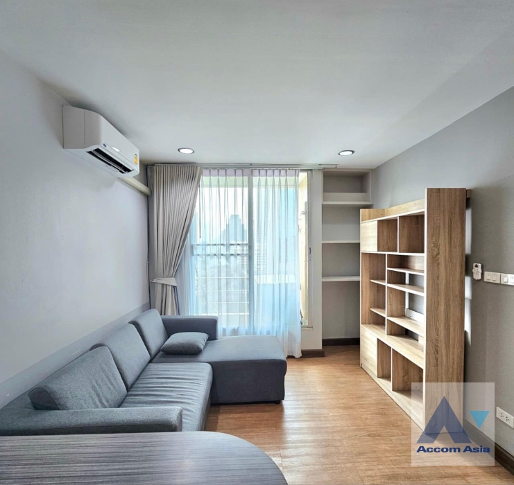  2  1 br Condominium For Rent in Phaholyothin ,Bangkok  at Baan Pathumwan AA37377