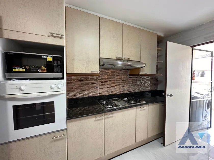 6  3 br Apartment for rent and sale in Sukhumvit ,Bangkok MRT Sukhumvit - BTS Asok at Perfect Apartment for Big Family, Prime Location Near Main Street AA37403