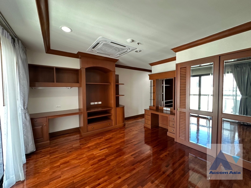 7  3 br Apartment For Rent in Sukhumvit ,Bangkok MRT Sukhumvit - BTS Asok at Perfect Apartment for Big Family, Prime Location Near Main Street AA37403