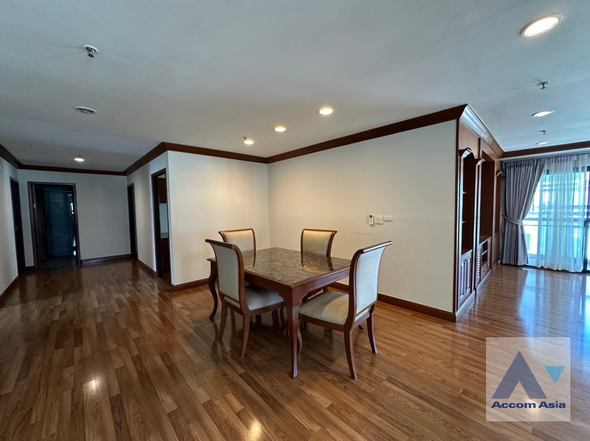 4  3 br Apartment For Rent in Sukhumvit ,Bangkok MRT Sukhumvit - BTS Asok at Perfect Apartment for Big Family, Prime Location Near Main Street AA37403
