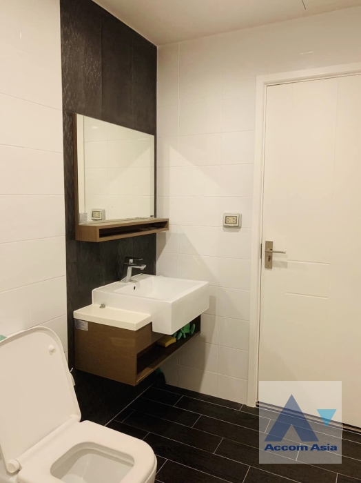 18  3 br Townhouse For Sale in Samutprakan ,Samutprakan BTS Bang Na at Plex Bangna AA37405