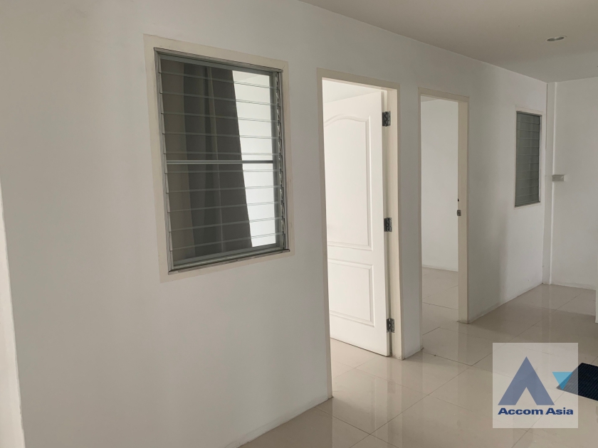 7  5 br House For Rent in Ratchadaphisek ,Bangkok MRT Sutthisan AA37421