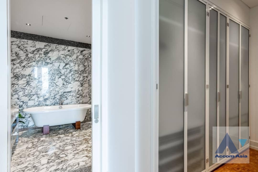 6  2 br Condominium for rent and sale in Silom ,Bangkok BTS Chong Nonsi at The Ritz Carlton Residences AA37432